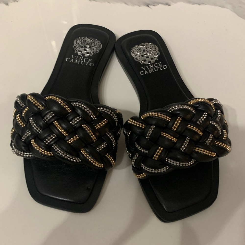 Vince Camuto Quilted Flats Size 7